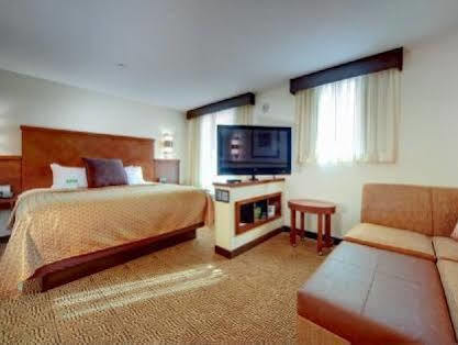 Hotel Hyatt Place Richmond Airport 3*